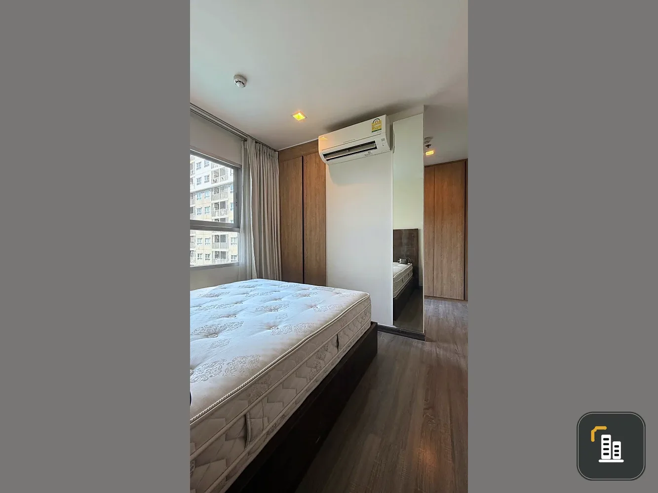 Condo for sale at The Trust @ BTS Erawan. Nice unit, complete amenities. Own it today!