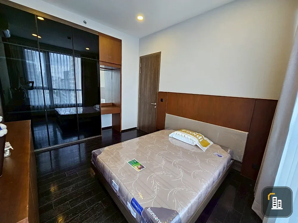 For rent: Park Origin Thonglor, high floor unit. Spacious and comfortable, fully furnished. Just bring your belongings and move in!