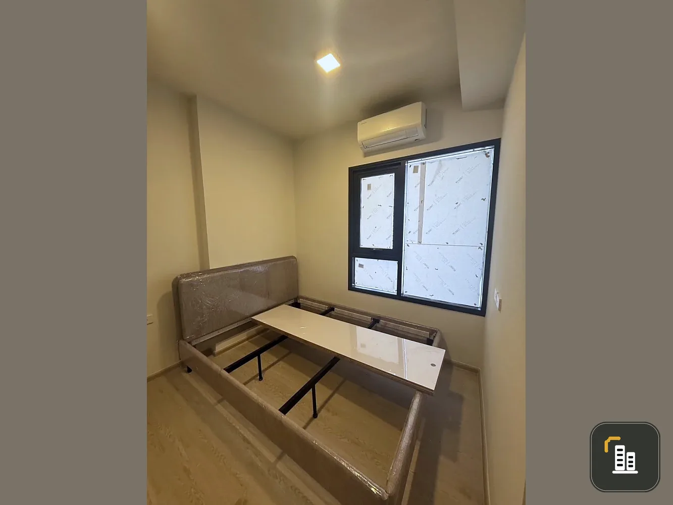 Selling down payment for COBE Kaset Sripatum, 10th floor. Great project, great location. Book now! Urgent!