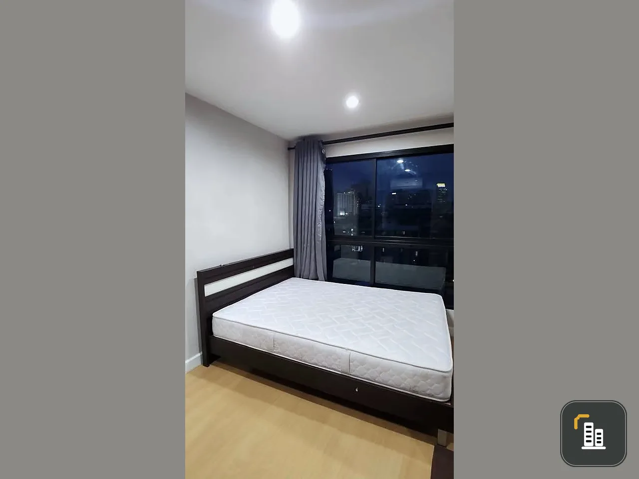 Selling Metro Sky Ratchada 1-bedroom, 1-bathroom unit. Fully furnished. Great location. Convenient transportation. Book now!