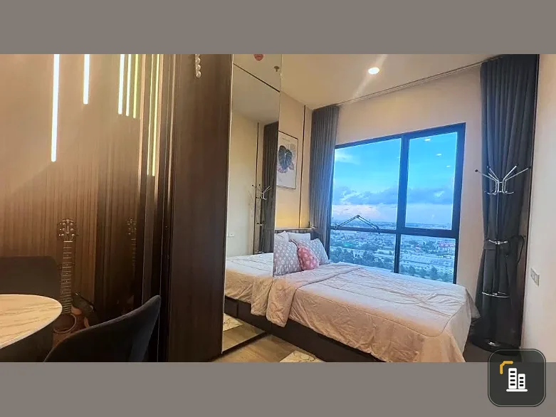 Selling The Origin Plug & Play Ramintra 12A. City view, beautiful corner unit, unobstructed view, fully furnished, ready to move in.
