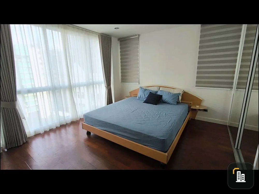 For rent: Siri Silom House, fully furnished, spacious rooms with plenty of usable space. Book now to secure your unit!
