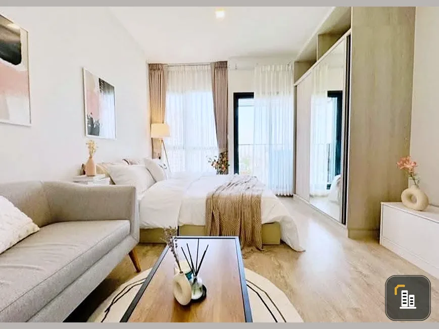 For rent: The Tree Pattanakarn – Ekkamai. Nice room, fully furnished, high floor, facing the cool side. Book now, don't miss out!!!