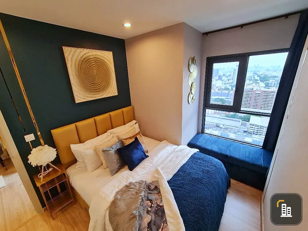 For rent: The Tree Hua Mak Interchange, 31st floor, fully furnished, very livable. Book now!
