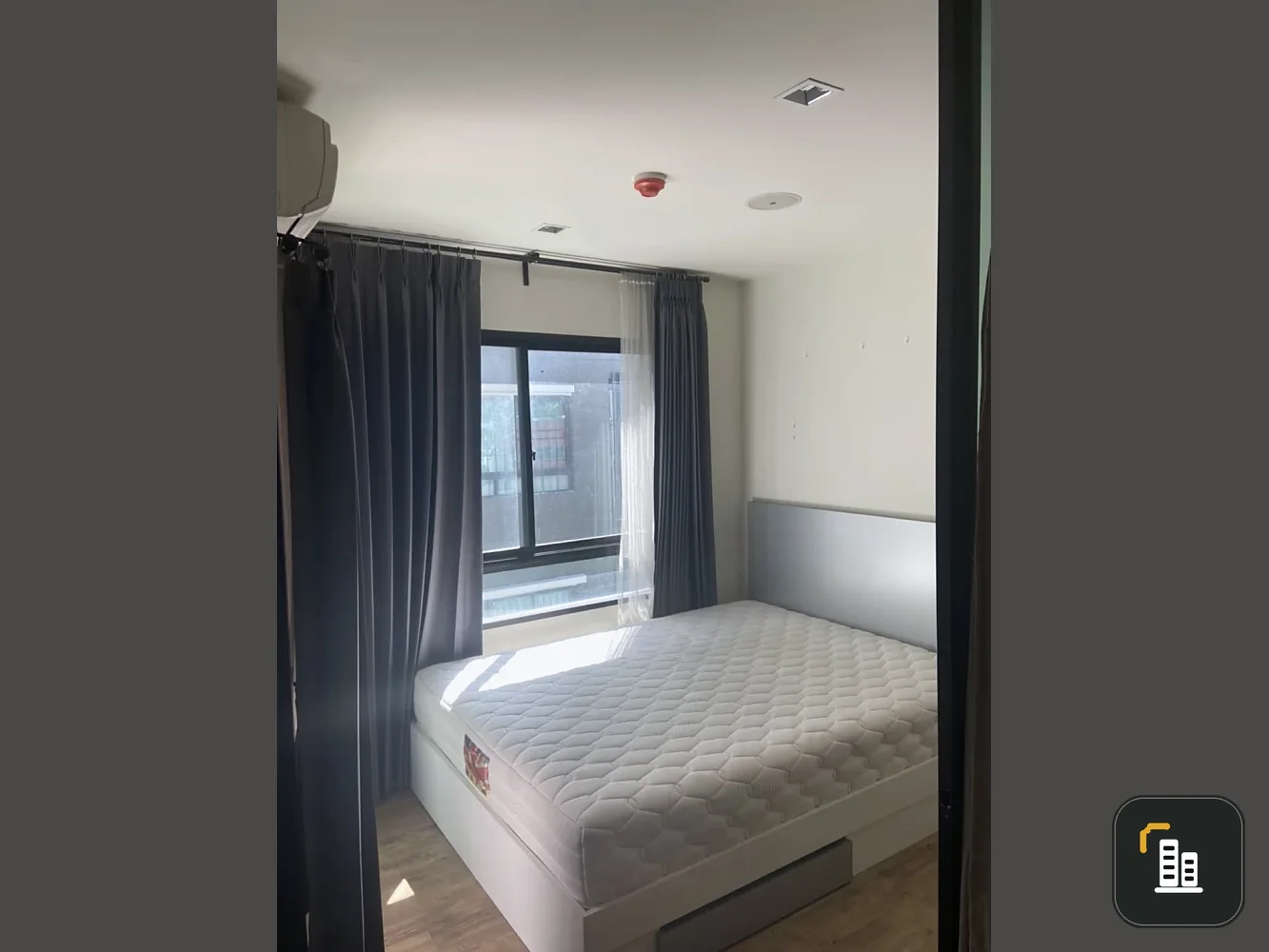 Selling H2 Ramintra 21, pool view unit, great atmosphere, fully furnished. Highly recommended!