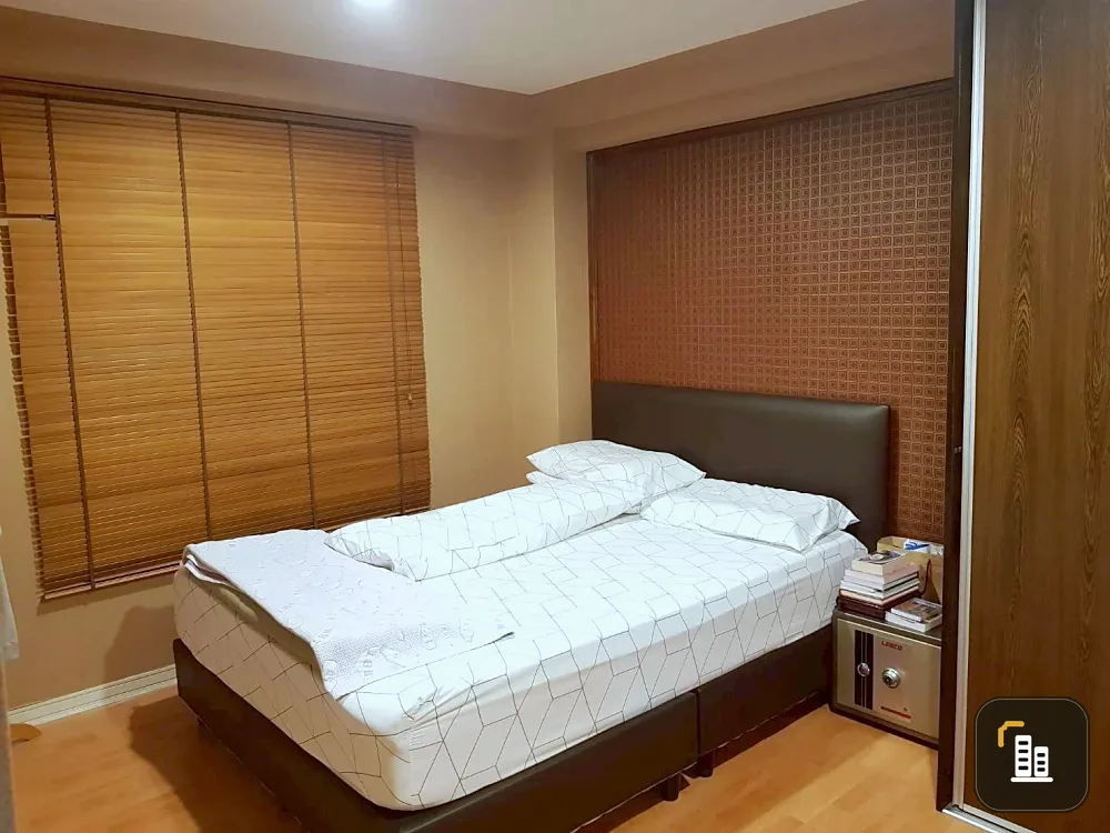 For sale: Park View Vibhavadi condo. Great view, the quietest unit in the project. Cool, shady, and breezy all day. Fully built-in. Don't miss out!