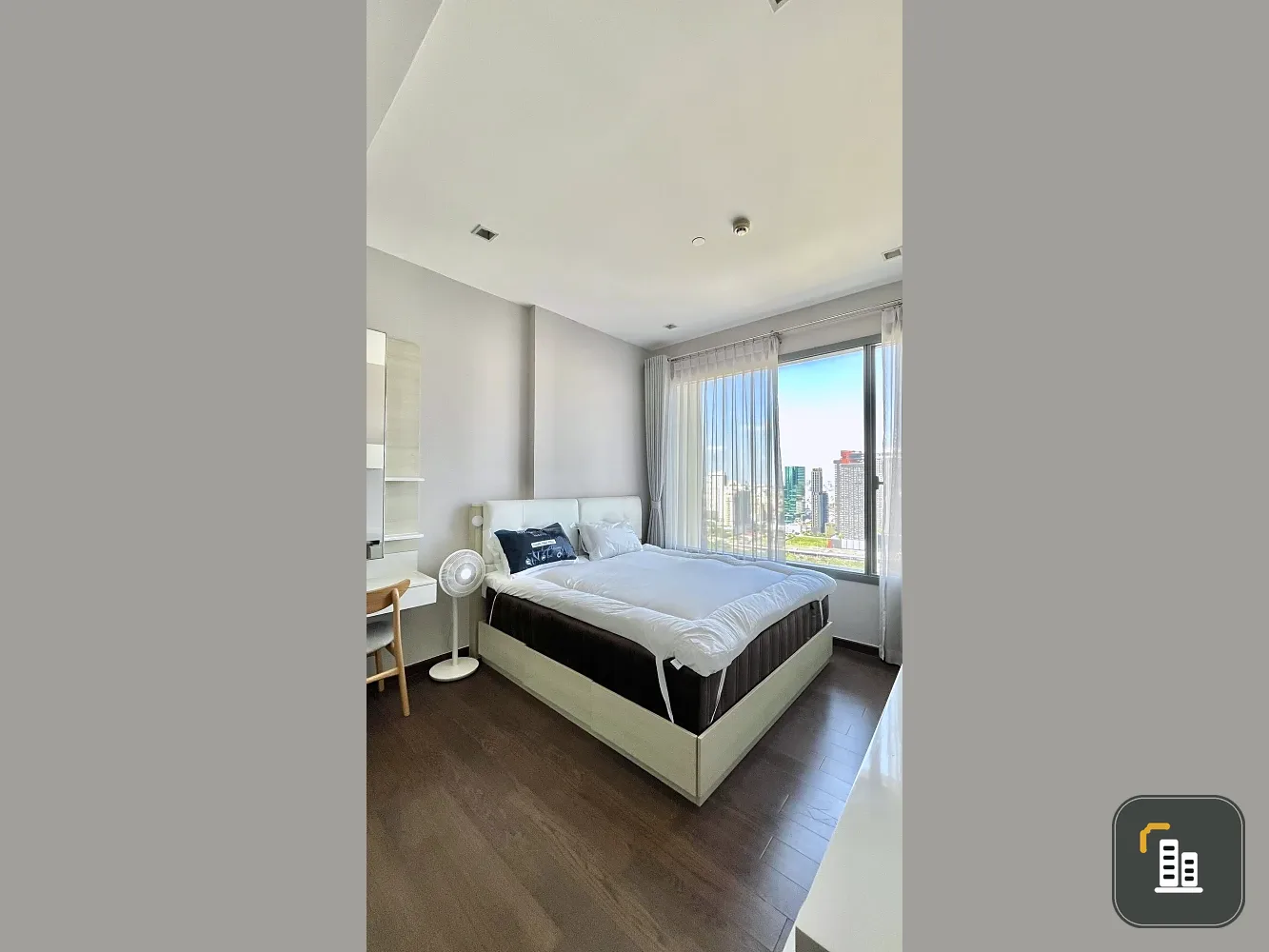 Q Asoke condo for rent, ready to move in, fully furnished, high floor. Book now!
