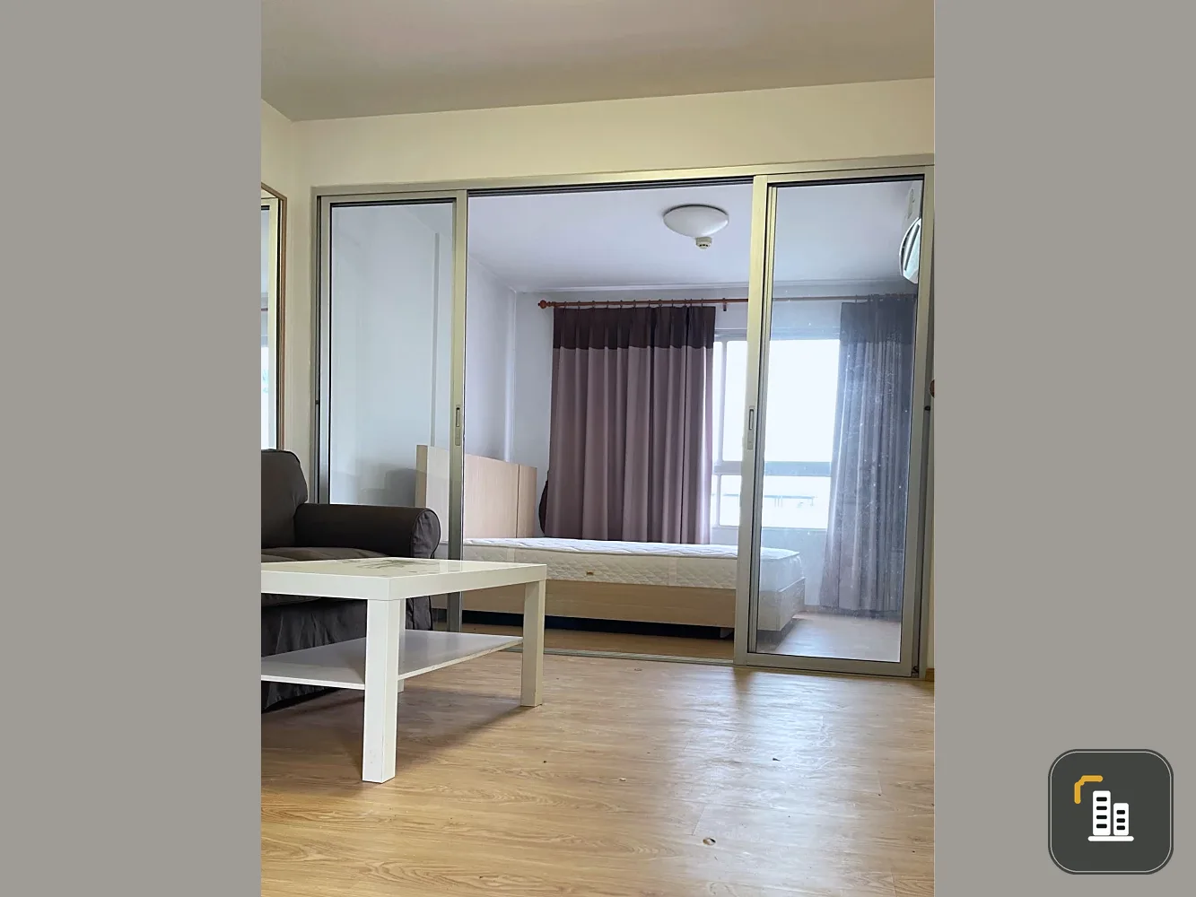 Condo for sale, Rattanathibet. Ready to move in, fully furnished. Just bring your belongings and you can move right in!!!