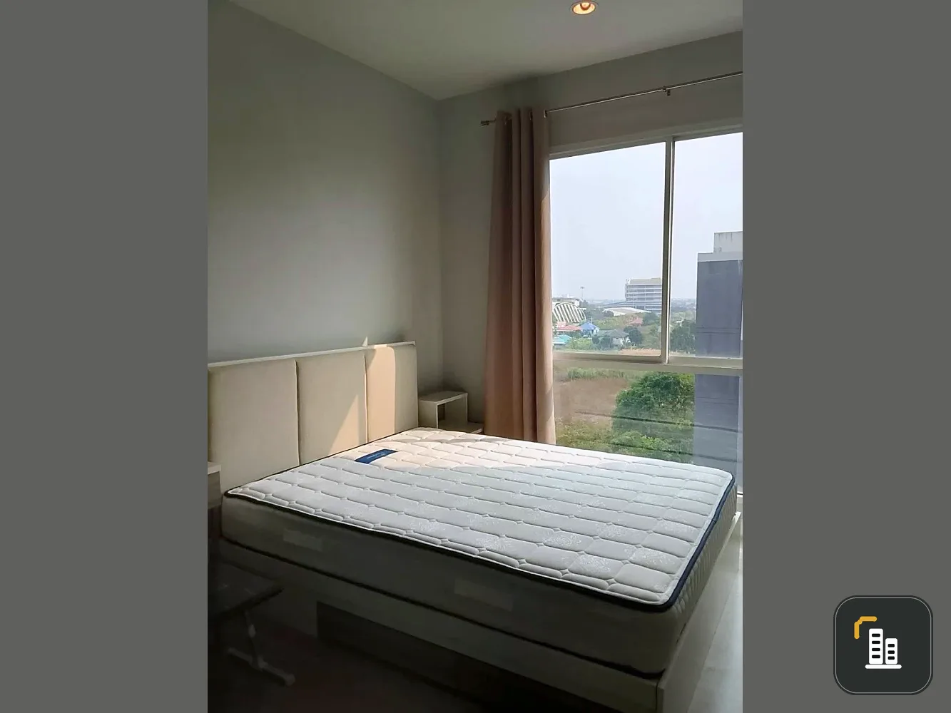 Zelle Salaya condo for rent. Ready to move in, fully furnished, affordable price. Book now!