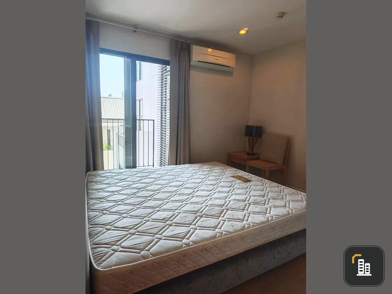 For rent: D 25 Thonglor Condominium, 1 bedroom, 1 bathroom, spacious living area, fully furnished with complete amenities. Book now!