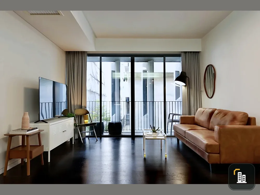 Siamese Gioia condo for rent. Spacious room with plenty of usable space, fully furnished. Book now to secure your unit!