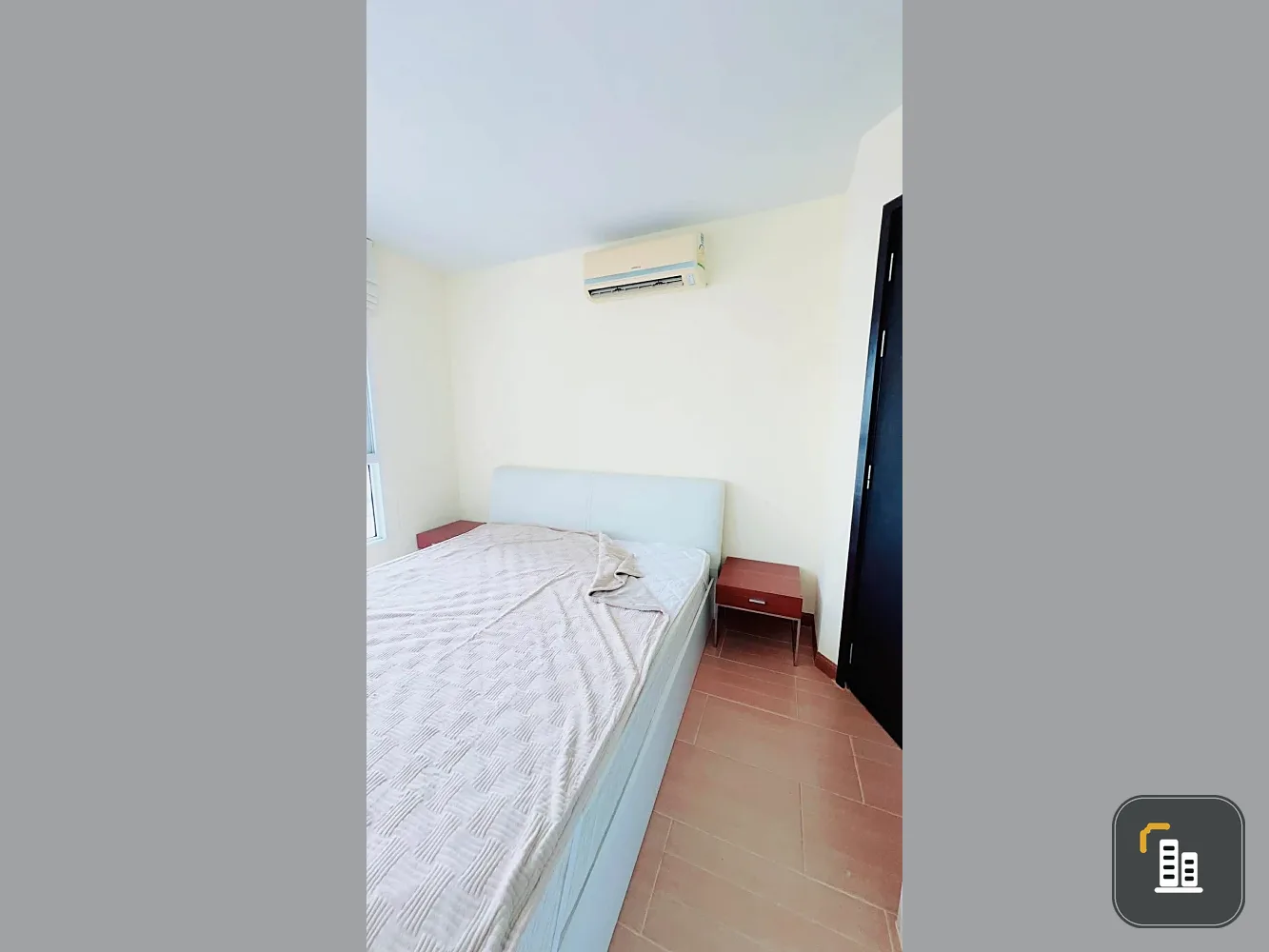 For rent: Diamond Sukhumvit, 1 bedroom, 1 bathroom, fully furnished. Just bring your suitcase and move in!