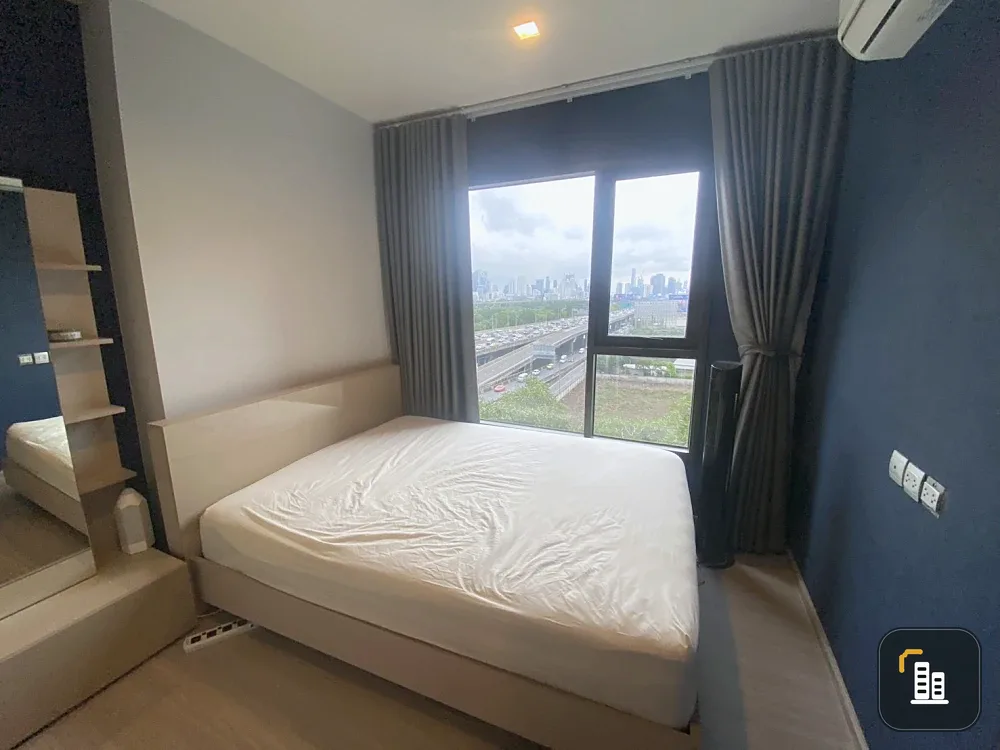 Condo for sale: Life Asoke Hype. Great location, convenient transportation. Buy now!!