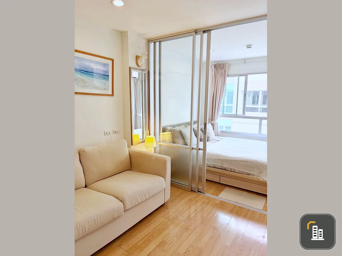 Selling rent Lumpini Ville Sukhumvit 109–Bearing, beautifully decorated unit with coordinated color scheme and fully furnished. Book now!