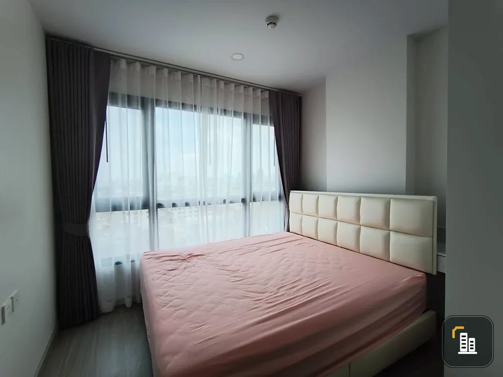 Selling Supalai Lite Tha Phra Wongwian Yai condo. Large, comfortable unit with ample usable space. Book now! Don't miss out!