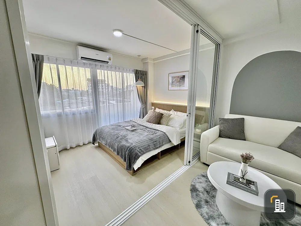 Family Park Ladprao 48 for sale, 4th floor, Building C. Good ventilation, beautiful and private room. Don't miss out!