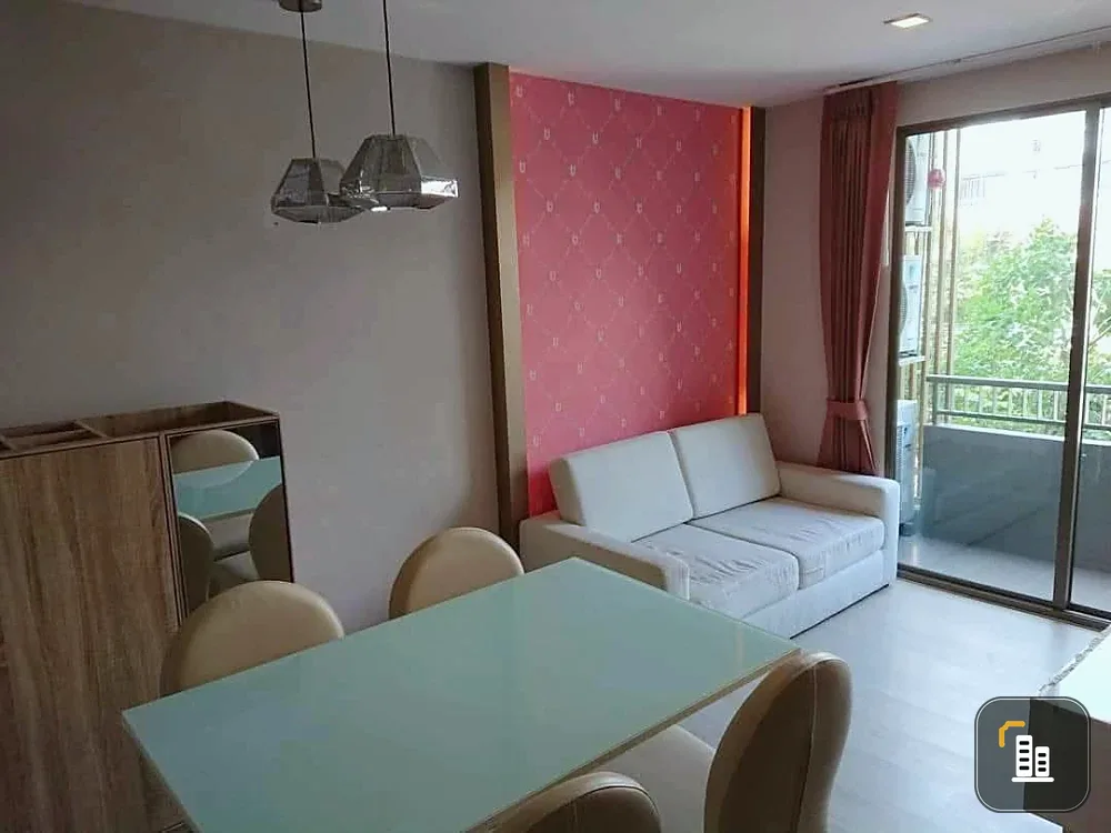 For rent sell: Metro Luxe Ratchada, 3rd floor (corner unit),Building A. Built-in furnishings and fully furnished. You definitely need to book this one!
