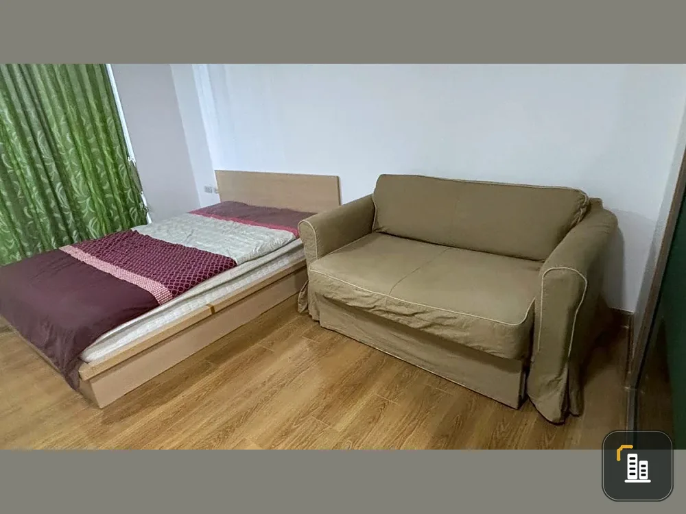 Quad Sathon apartment for rent. Fully furnished, just bring your belongings and move in!