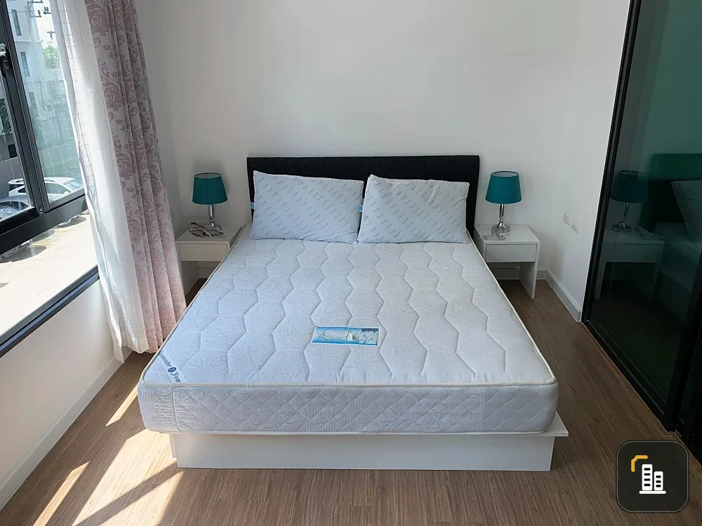 Selling Icondo Salaya 2, 1 bedroom, 1 bathroom, 3rd floor. Great location, convenient transportation. What are you waiting for?