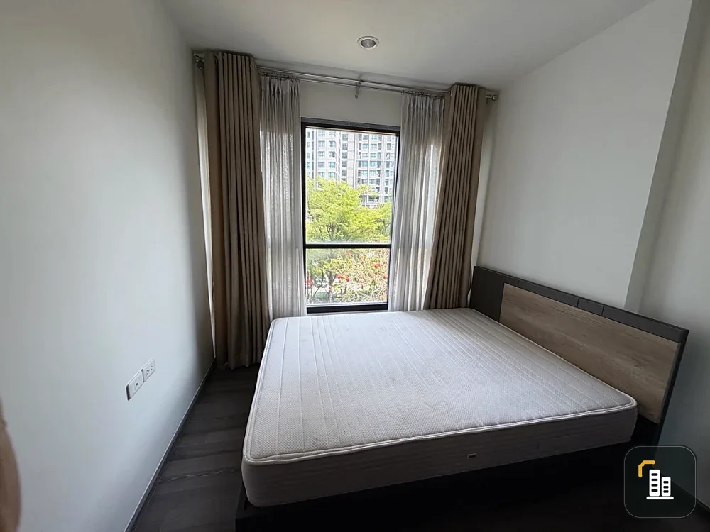 For sale or rent: The Base Park West, 4th floor, fully furnished, ready to move in. Book now!