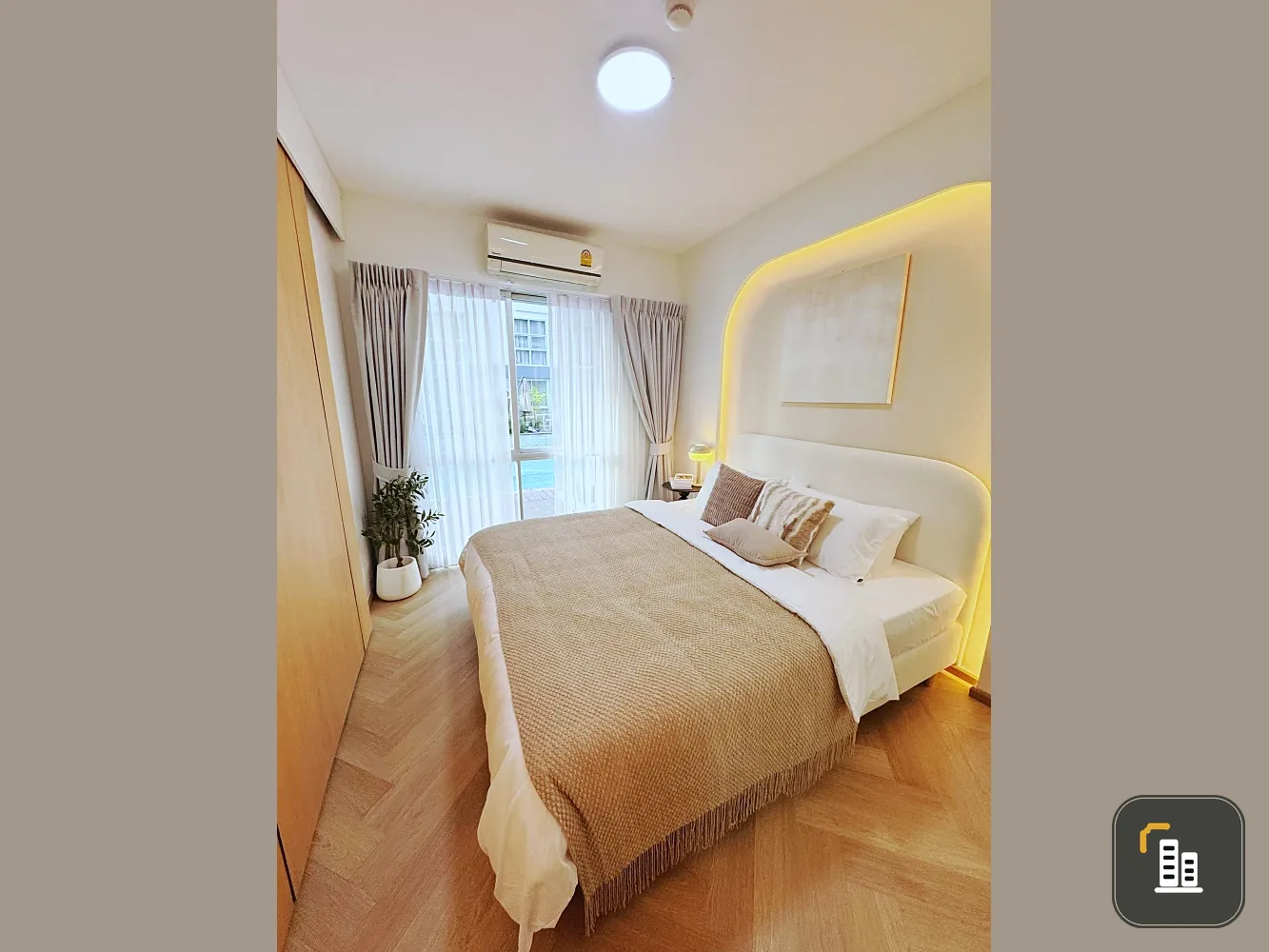 Wake Up Every Morning Like a Private Resort! A Space Asoke–Ratchada, 1st Floor Pool View, Private Terrace