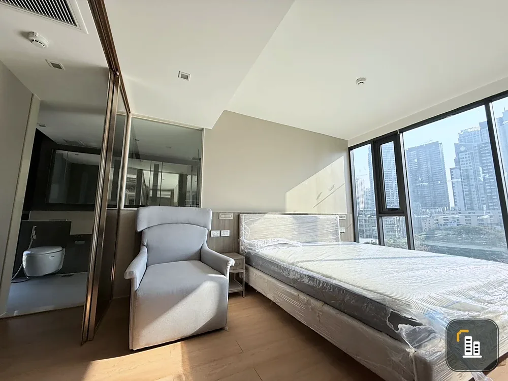 For Rent: Urbietia Thonglor | Spacious 2-bedroom apartment in the heart of Thonglor, ready to move in!