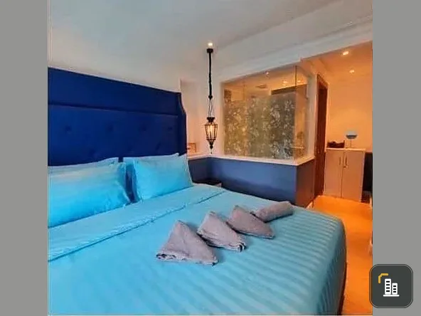 Selling a beautiful, fully furnished Seven Seas Cote d'Azur condo with stunning, unblocked views. Book now!