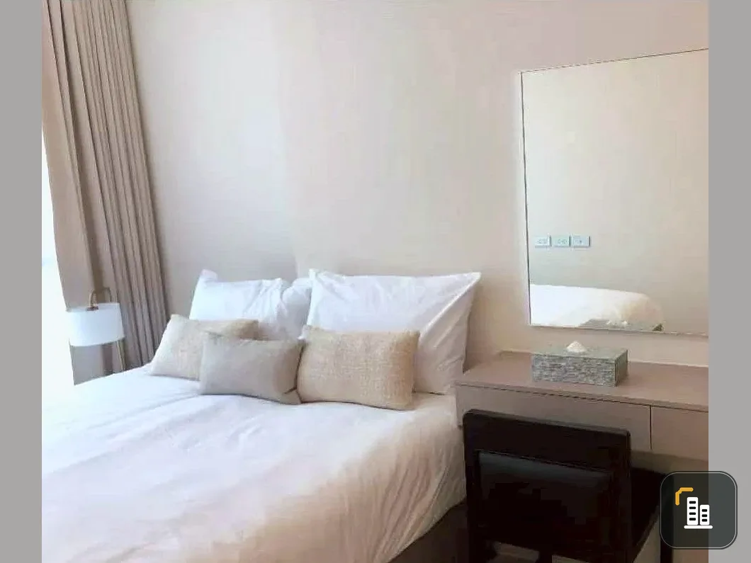 For sale: Vithara Sukhumvit 36. Spacious, ready-to-move-in unit with full furniture. Just bring your belongings and move in! Book now before it's too