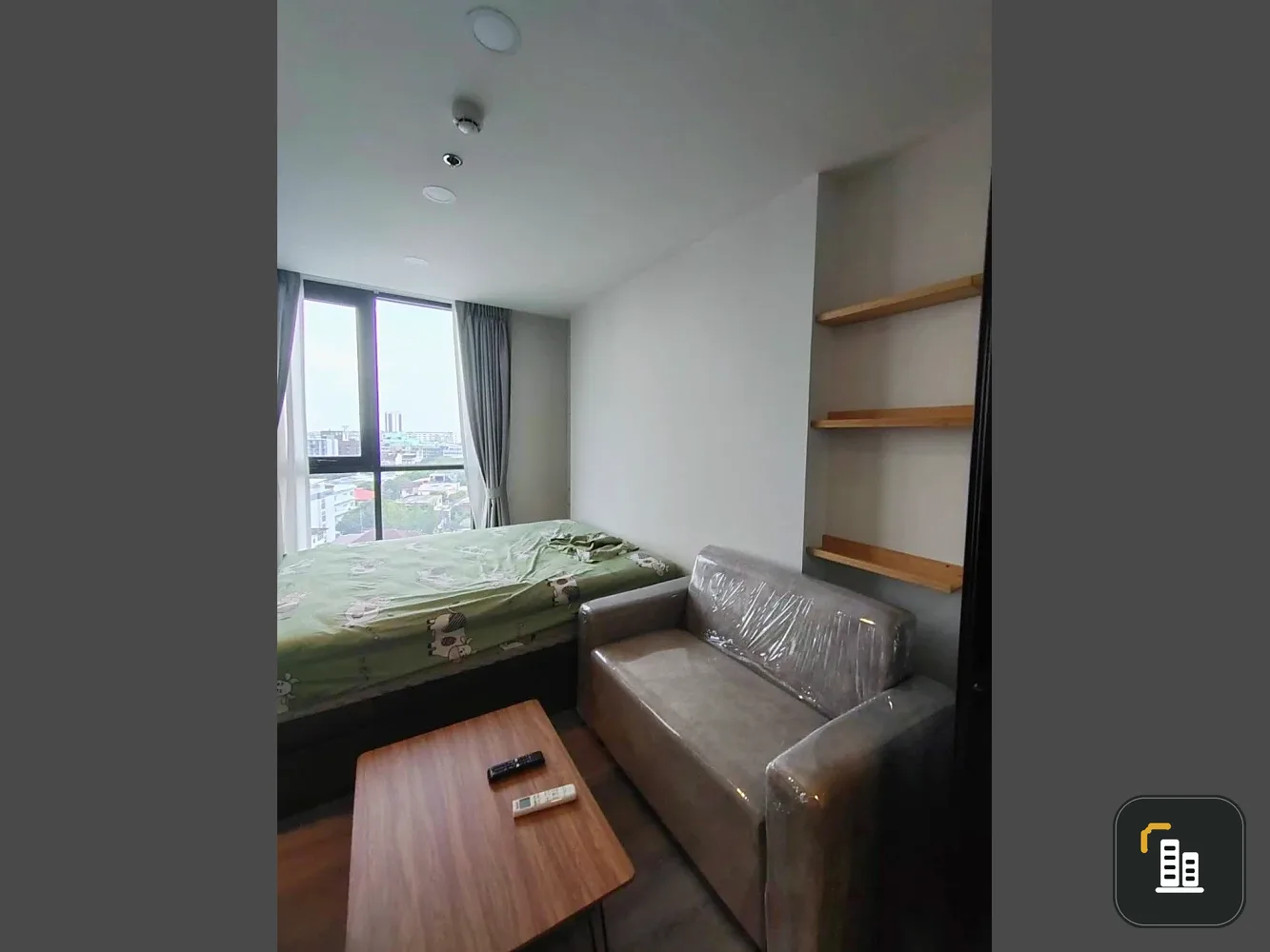 For rent: The Origin Ladprao-Bangkapi, 8th floor, near the elevator. Not hot, breezy. Don't miss out!