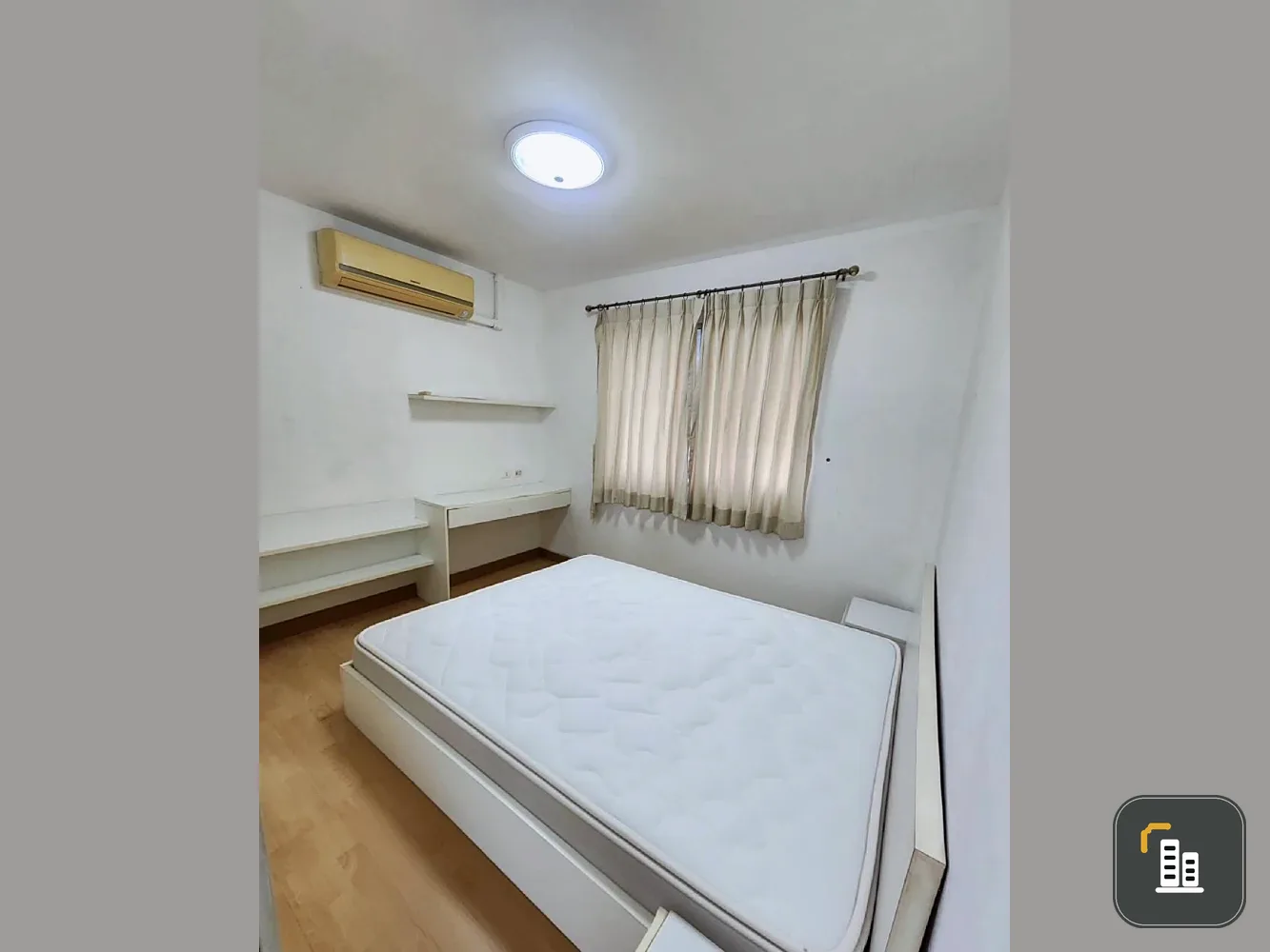 Smart Condo Rama 2 for sale: 1 bedroom, 1 bathroom, fully furnished with complete amenities. Don't miss out!
