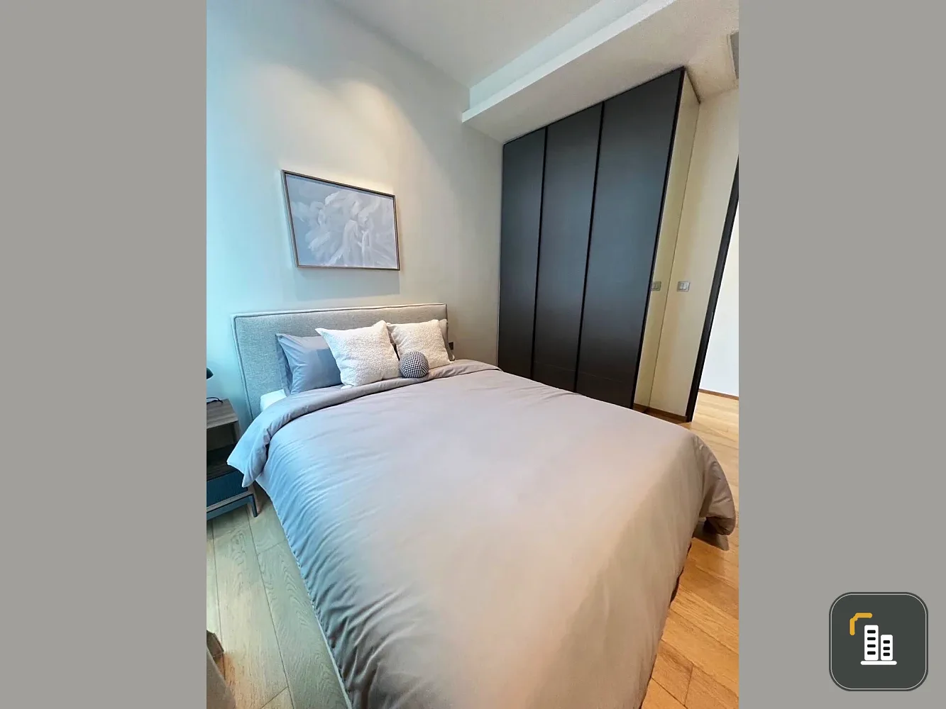 For Rent: 28 Chidlom | Spacious Unit in Prime CBD, Fully Furnished!
