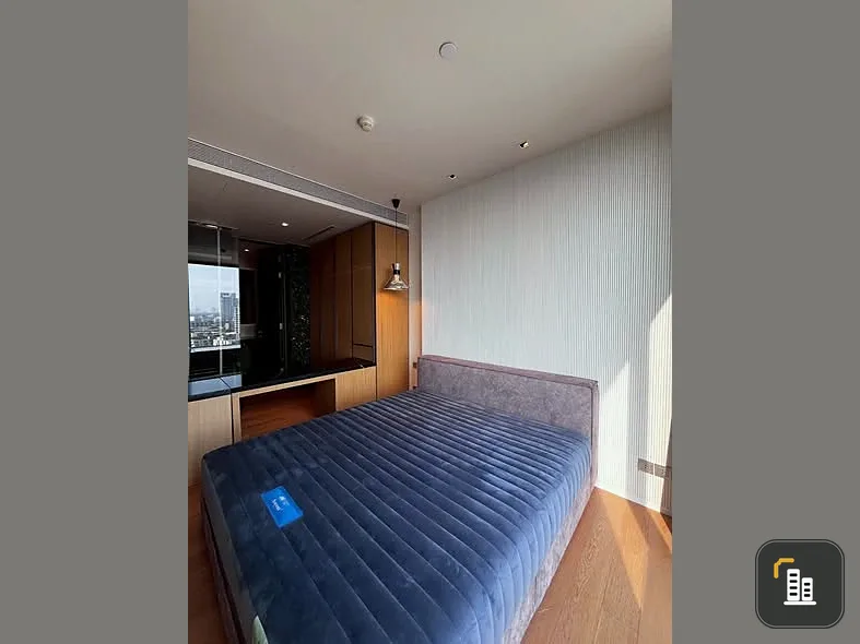 Selling Beatniq Sukhumvit 32 unit, fully furnished with appliances, high floor, great location! Book now before it's too late!!! **