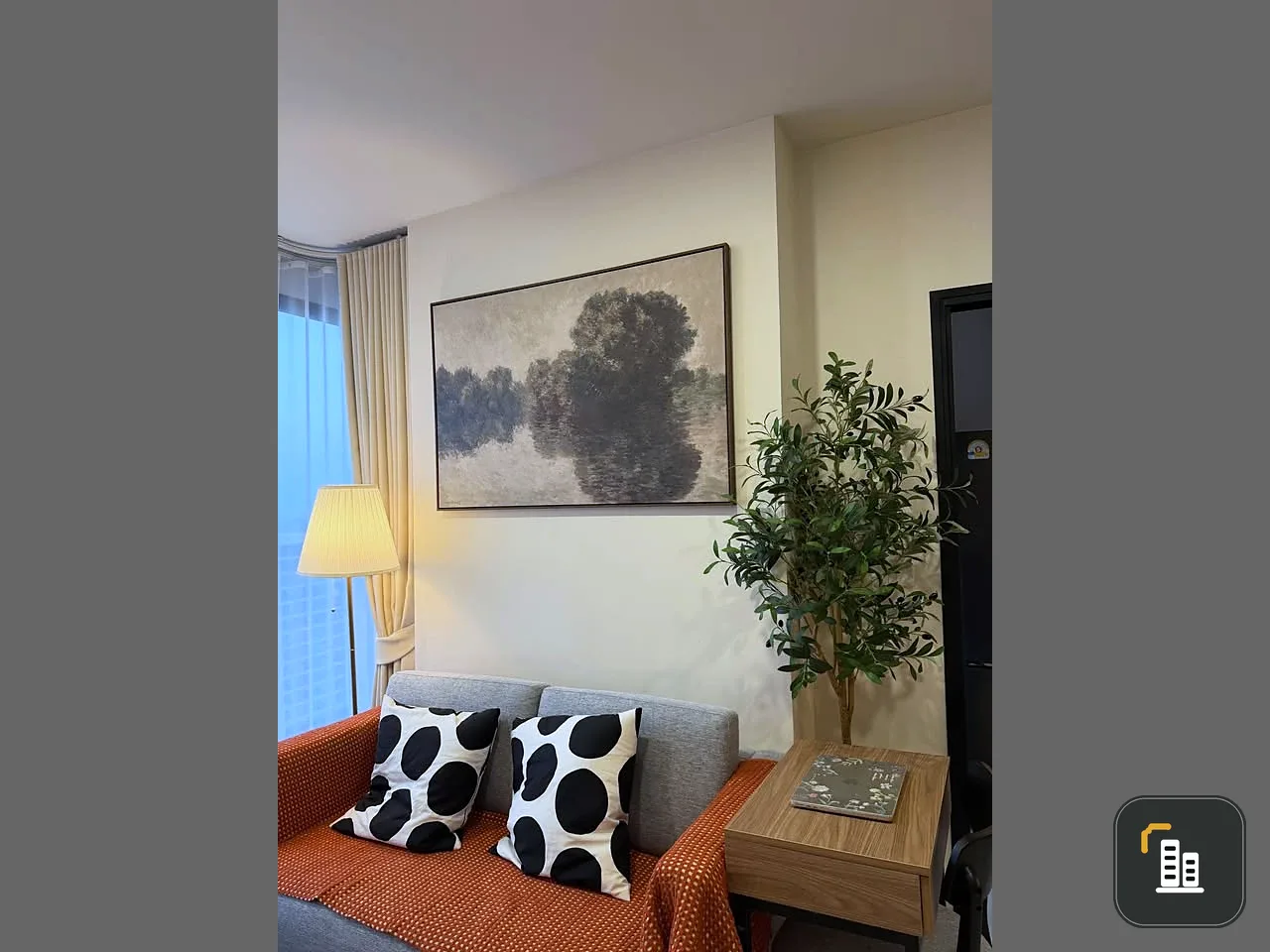 For rent: Nue Riverest Ratchaburana, high floor unit with stunning views of the Chao Phraya River and the lush green Bang Krachao area.