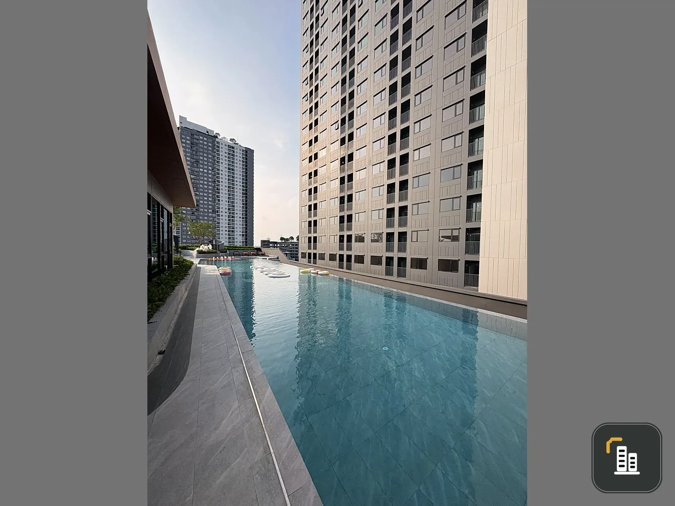 Selling down payment for The Origin Sukumvit - Praksa, 31st floor, North facing, breezy and not hot. The unit is opposite the fire escape with an unob