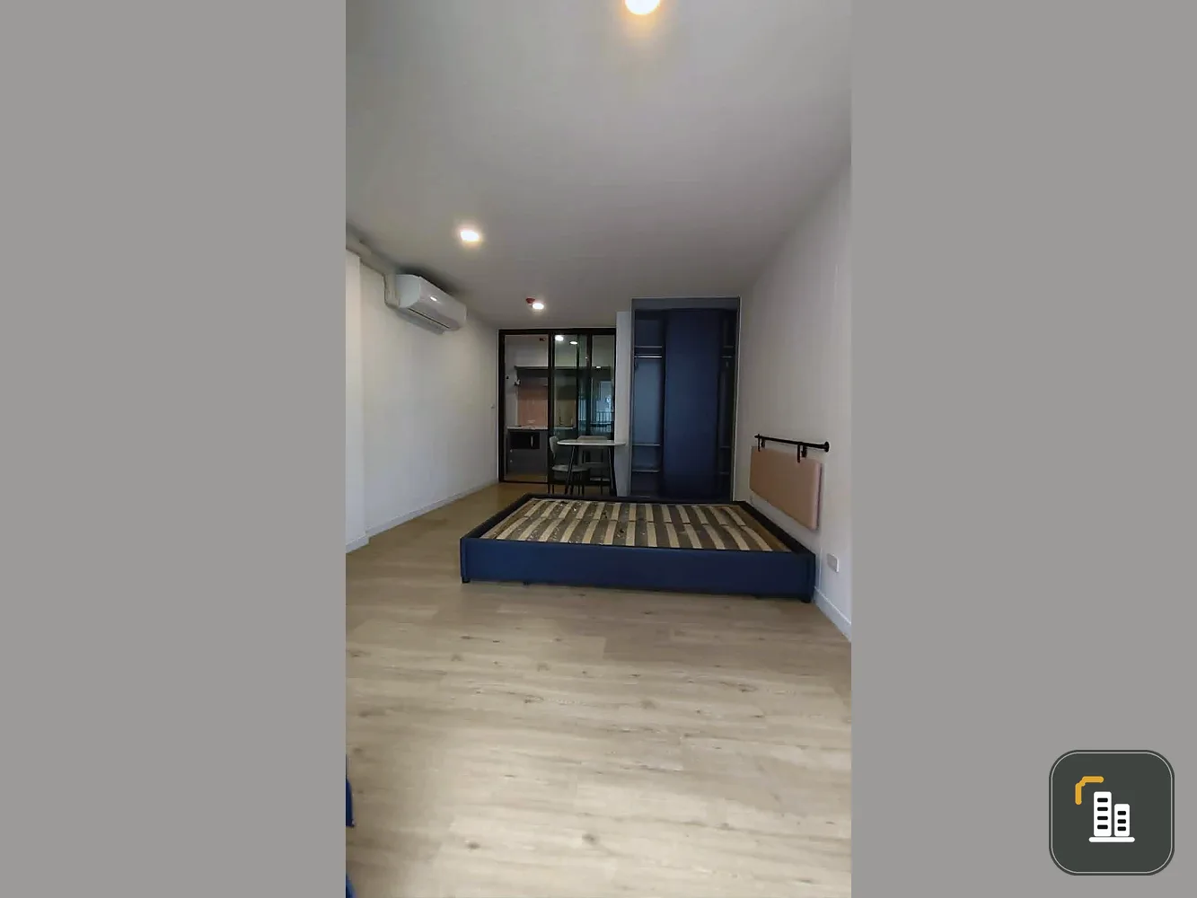 Selling Attitude BU unit on the 4th floor, fully furnished with complete amenities and common areas. Book now!