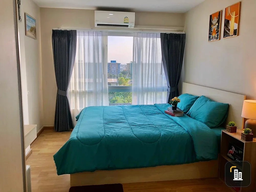 For Sale: B Condo Phaholyothin | Cozy Unit, Great Value!