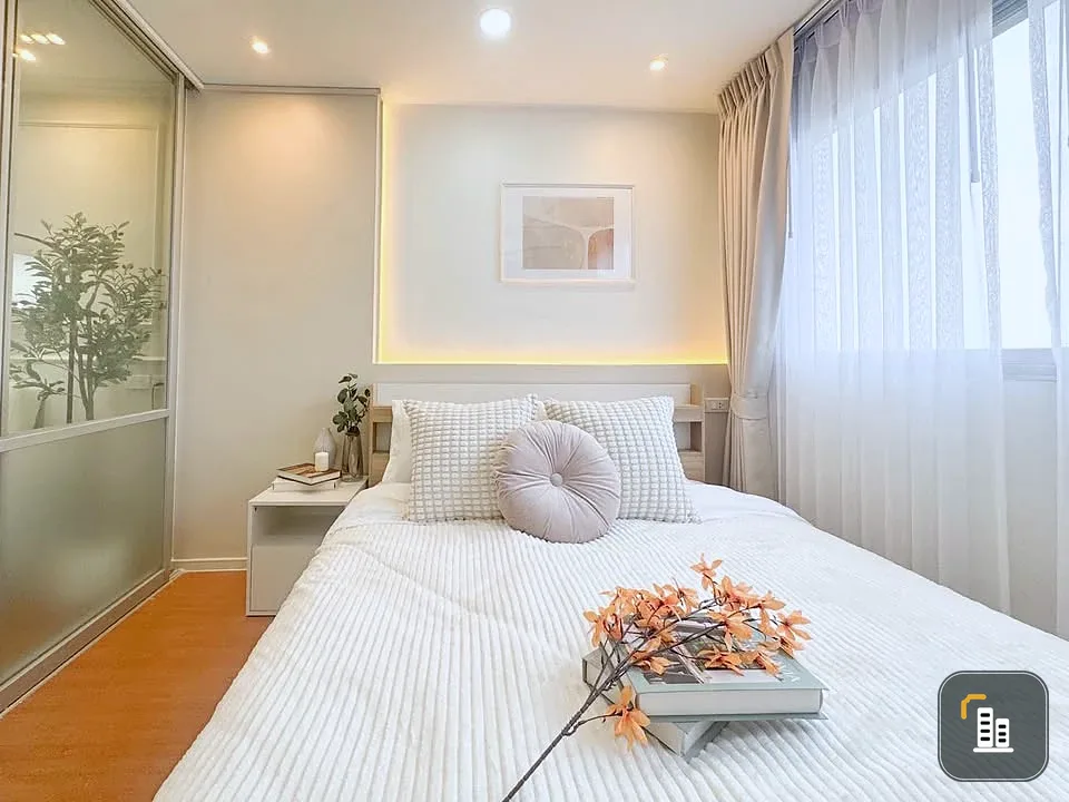 For sale: Lumpini Condo Town Ramintra-Ladprao 2. Two comfortable units, fully furnished, complete amenities. Just bring your belongings and move in!