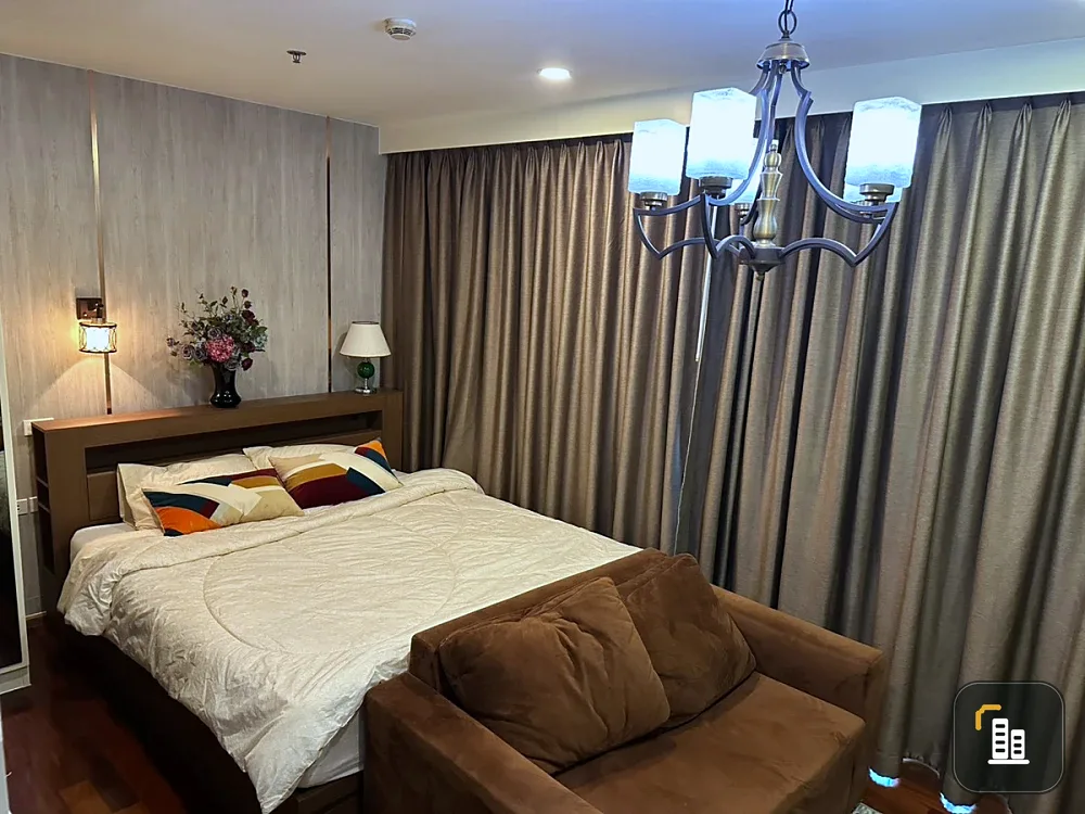 For rent: Noble Remix Sukhumvit 36, 23rd floor, fully furnished, very livable. Book now!