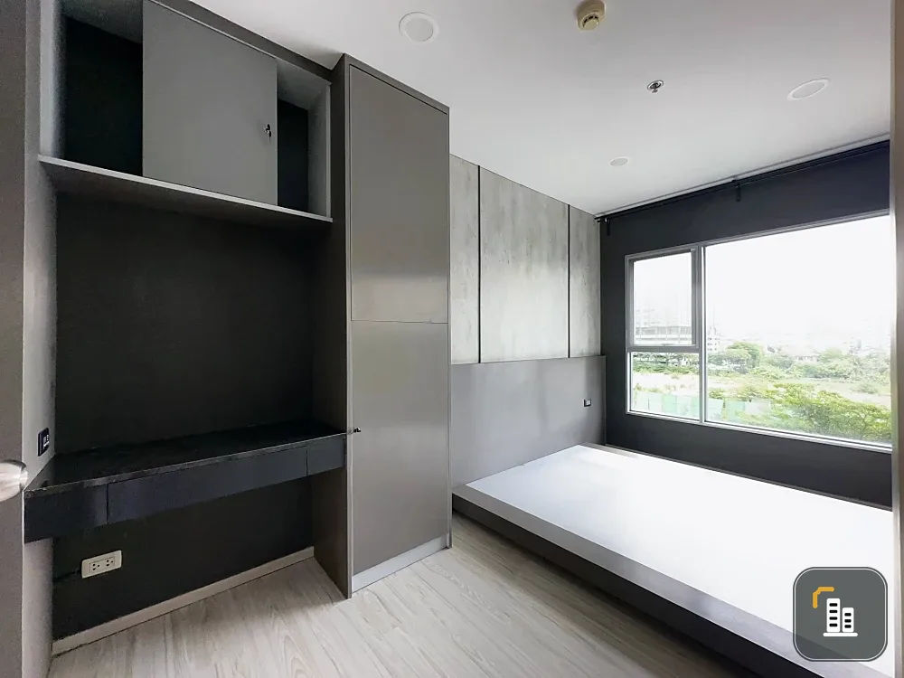 Selling Aspire Rattanathibet 2, 2 ready-to-move-in units. Spacious and comfortable. Book now!
