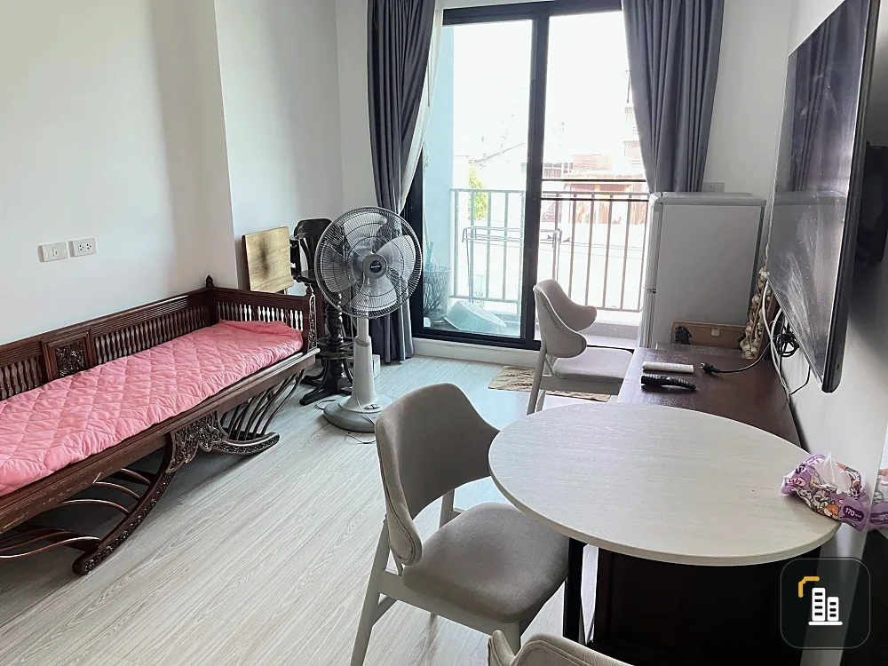 Selling a spacious condo at NAWA LIVING, Nawamin 75. Located on the 4th floor with a panoramic balcony. Book now, don't wait!