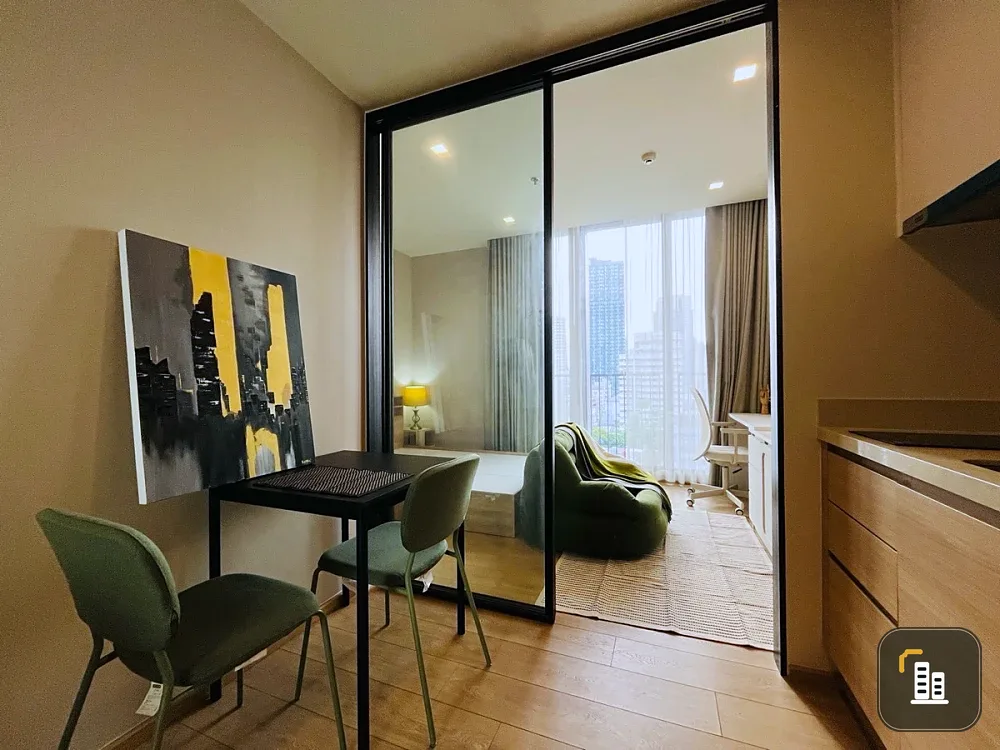 For rent: Noble Around Sukhumvit 33, 9th floor, fully furnished unit. Book now! (Hurry!)