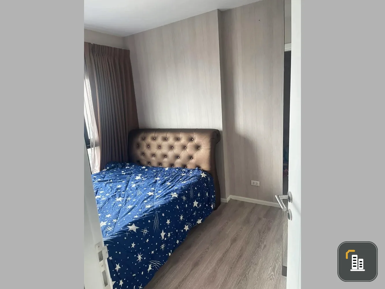 Selling a 1-bedroom, 1-bathroom Kensington Sukhumvit-Theparak condo. Prime location, convenient transportation. Don't miss out!