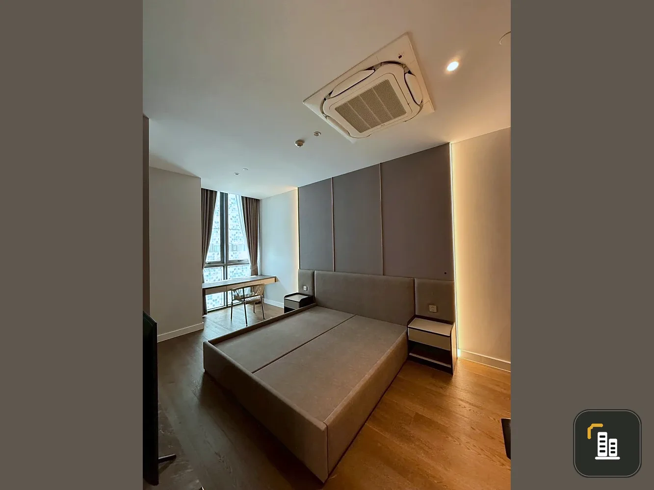 For rent: Supalai Icon Sathorn, 14th floor, pool view, fully furnished with built-in furniture. Book now to secure your unit!