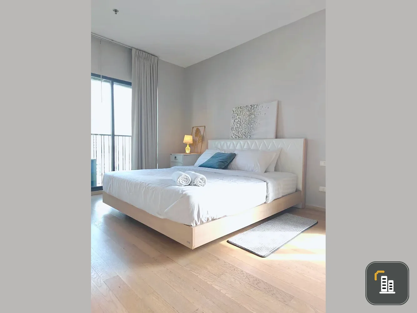 For rent: Noble Refine, 2 bedrooms, spacious living area, coordinated interior design, fully furnished. Book now!
