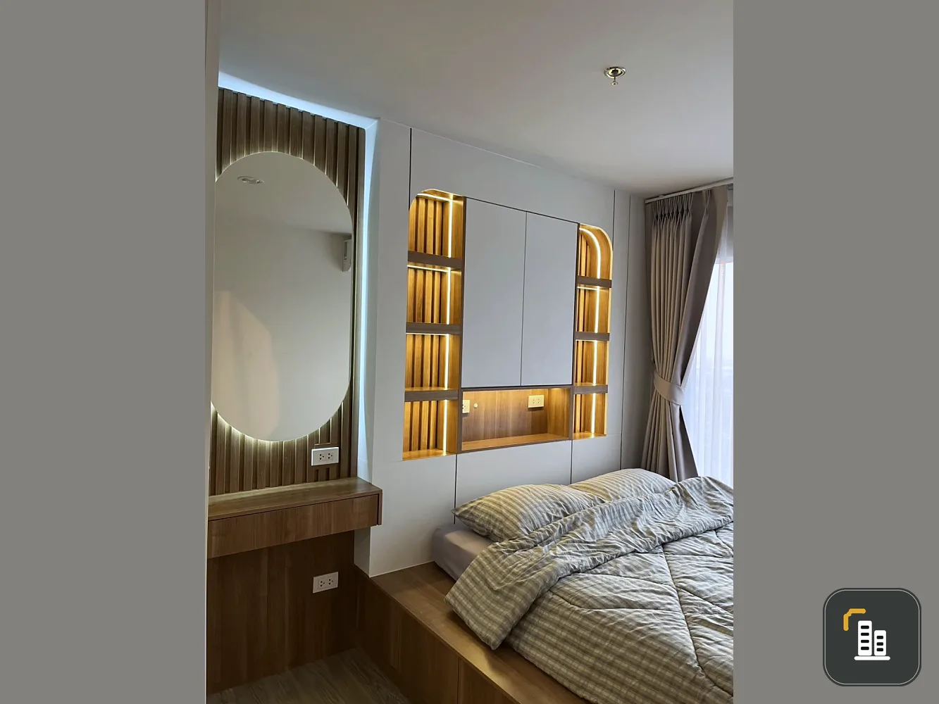 For rent: Regent Home Bangna, stunningly decorated unit with high-quality built-in furniture. You'll regret missing out!