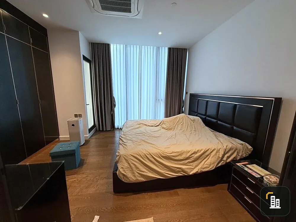 Luxury condo for rent, Supalai Icon Sathorn (on Sathorn Road), fully furnished and ready to move in. Complete with furniture and appliances.