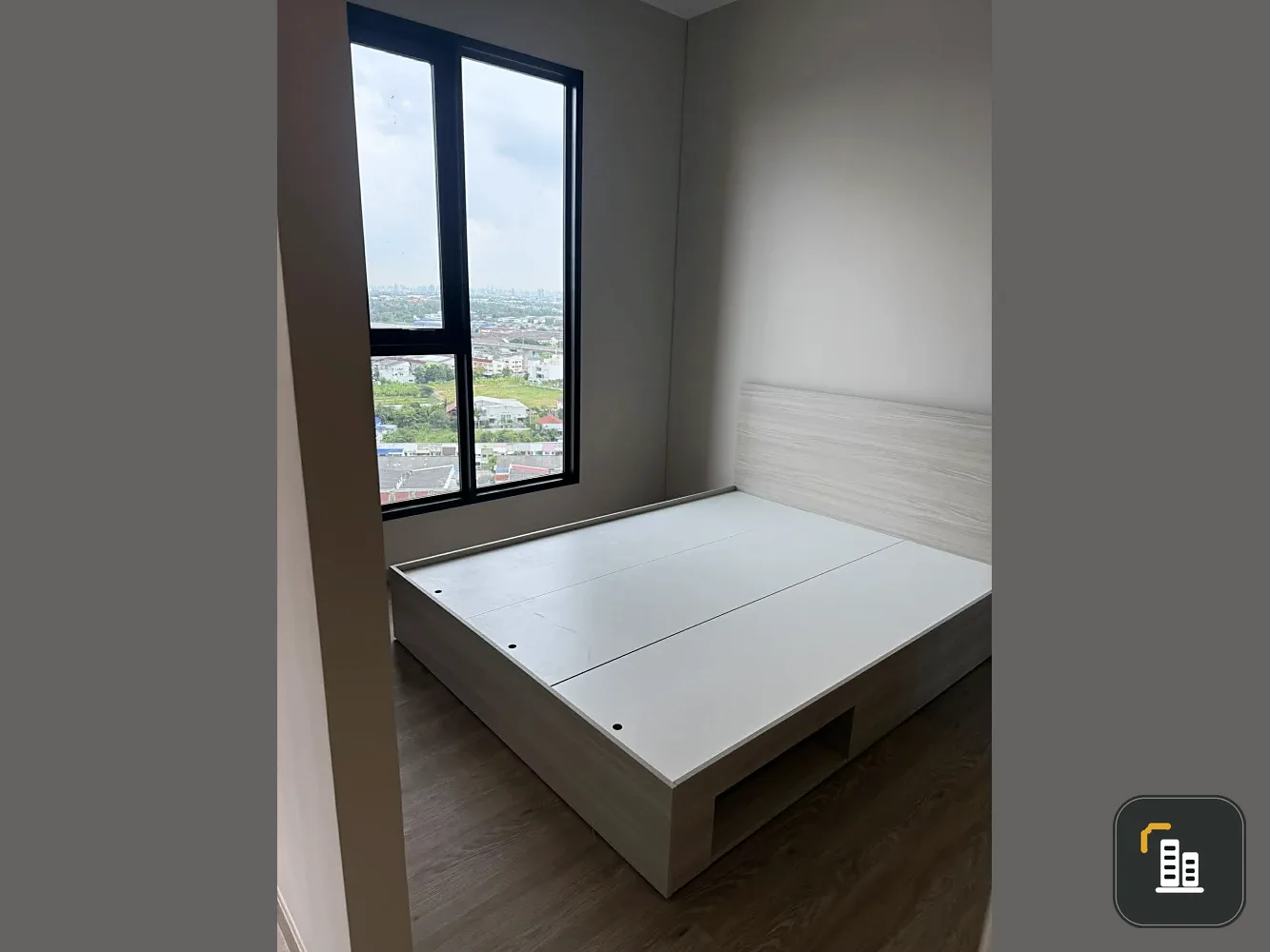 Plum Condo New West Bang Yai for sale. Fully furnished unit on a high floor with good ventilation. A great place to live! Book now!