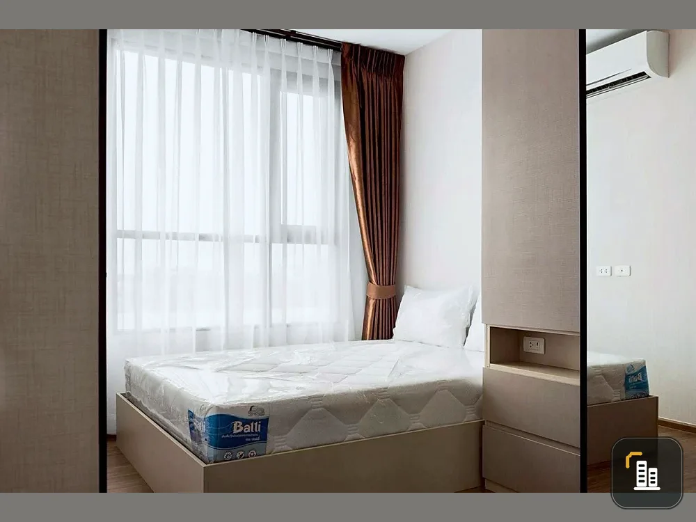 Condo for sale: The Origin Ram 209 Interchange. Ready to move in, wallpaper installed throughout. Affordable price. Own it now!