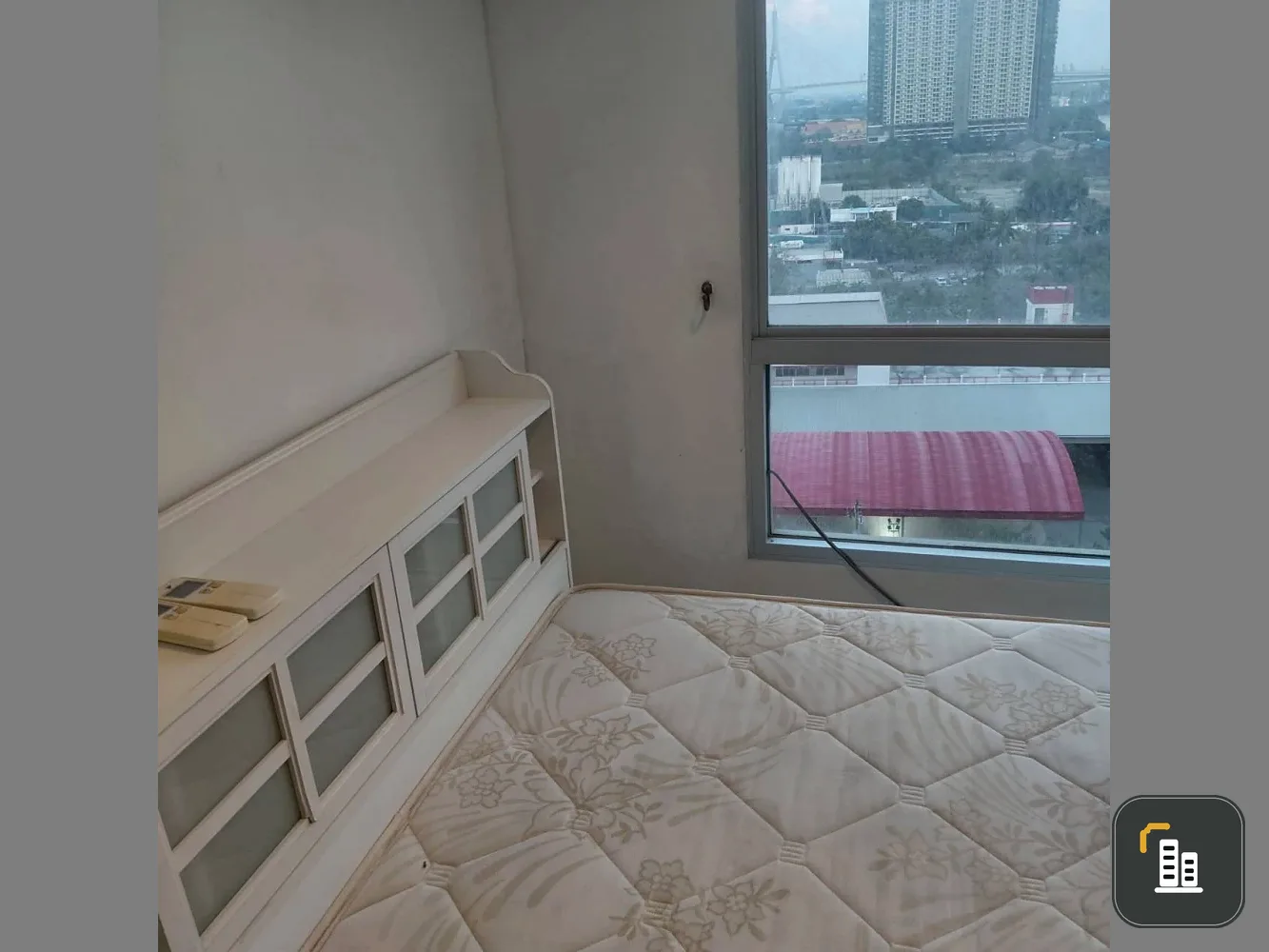 Selling Lumpini Park Riverside - Rama 2 apartment. Fully furnished, comfortable, spacious high floor. Book now!