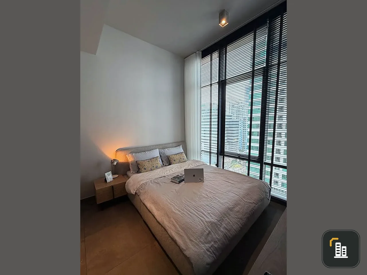Condo for rent, The Loft Asoke. Ready to move in, fully furnished. Just bring your belongings and move in! Don't miss out!